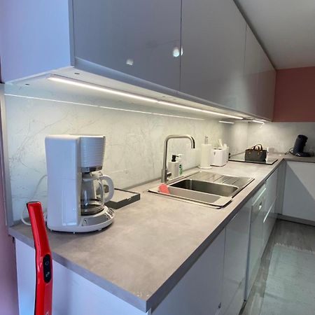 Next2Airport - Appartement House Of Lions Ransart Exteriér fotografie
