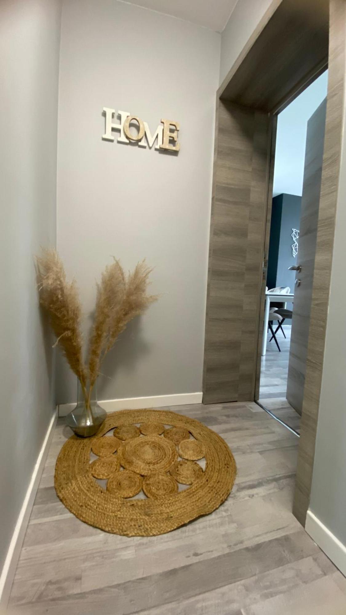 Next2Airport - Appartement House Of Lions Ransart Exteriér fotografie