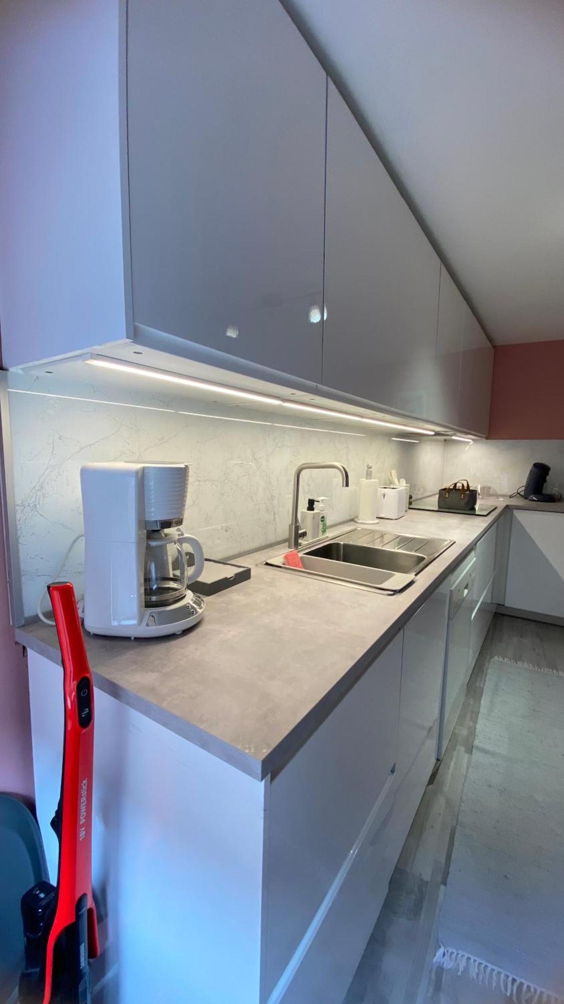 Next2Airport - Appartement House Of Lions Ransart Exteriér fotografie